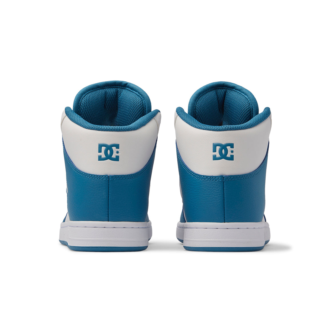 adjs100164_dcshoes_bwt-2.jpg