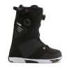 adyo100075_dcshoes_blw_frt2.jpg