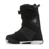 adyo100075_dcshoes_blw_frt3.jpg